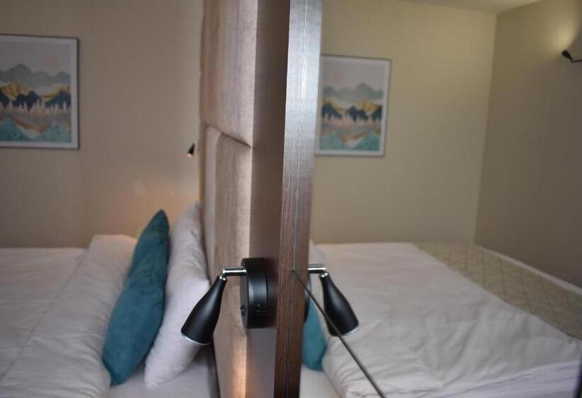 Family Hotel The View & Spa