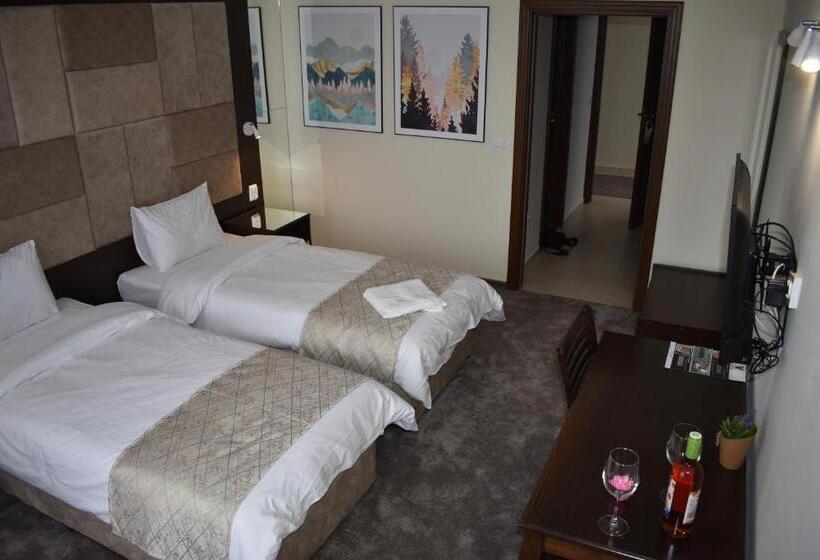 Family Hotel The View & Spa