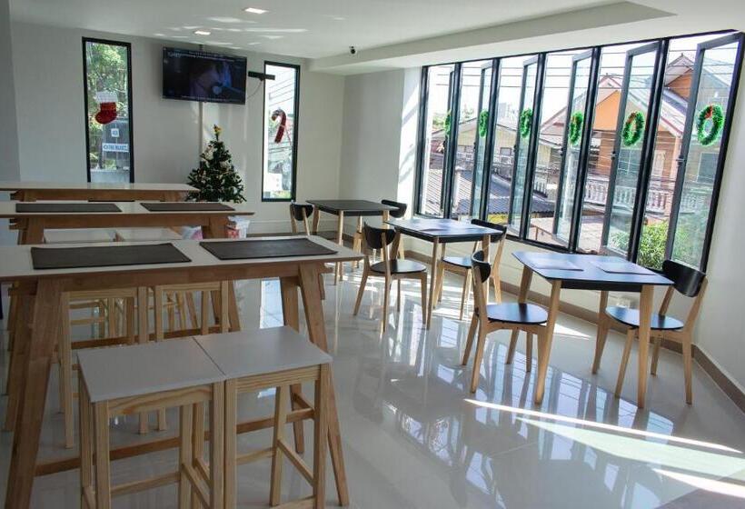 호텔 โรงแรมดับเบิ้ลดี ปากเกร็ด Double D