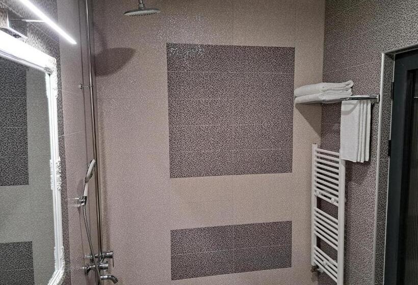 ホテル хотел антик