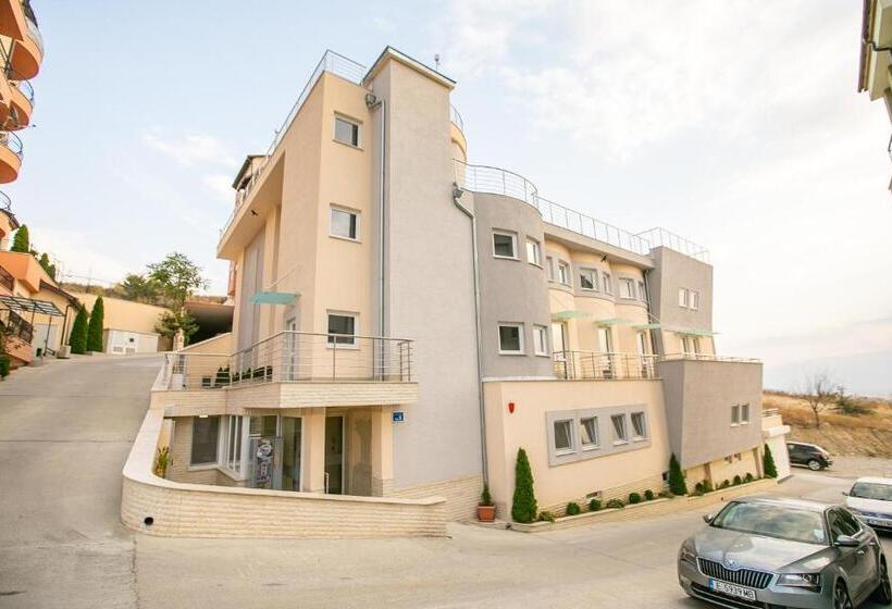 酒店 Aquasun Family