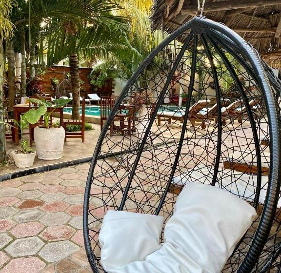 ホテル Cezere The Palm