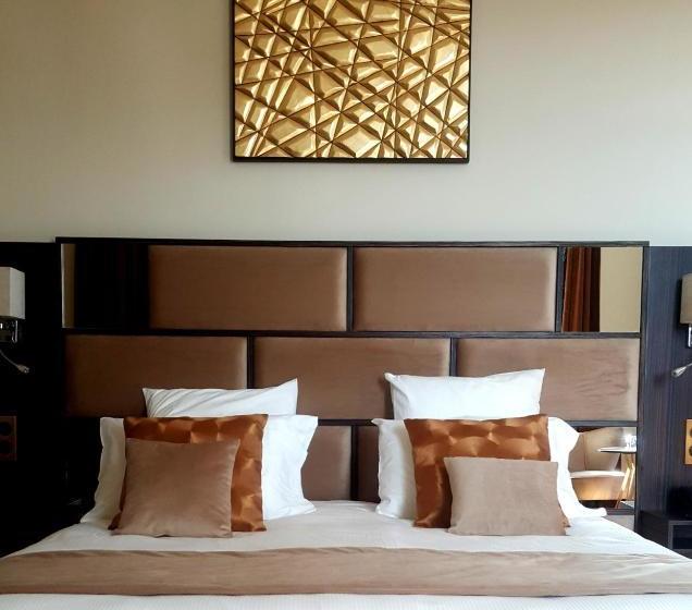 酒店 Château De Longpré