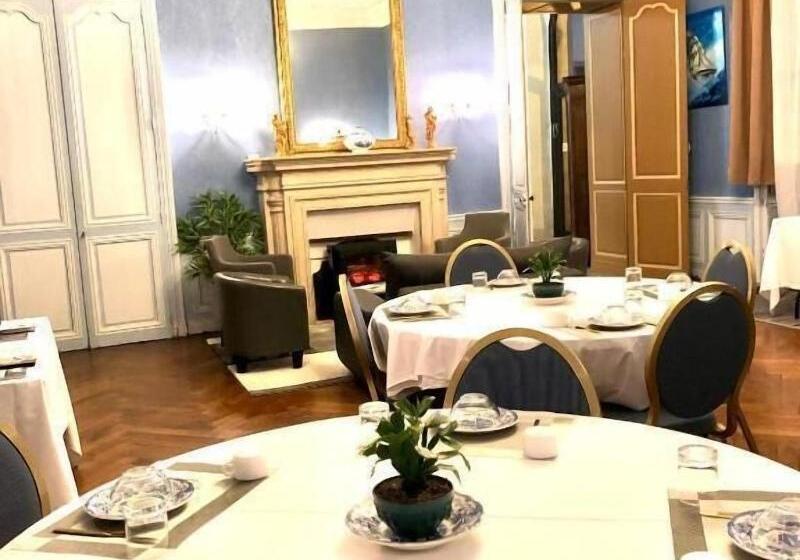 Hotel Hôtel Particulier Château Des Marais Proximité Et Vue Sur Le Lac De Grand Lieu