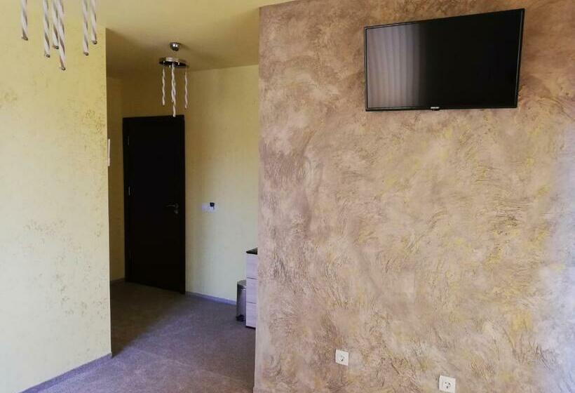 Complex Monaco Hotel & Casino