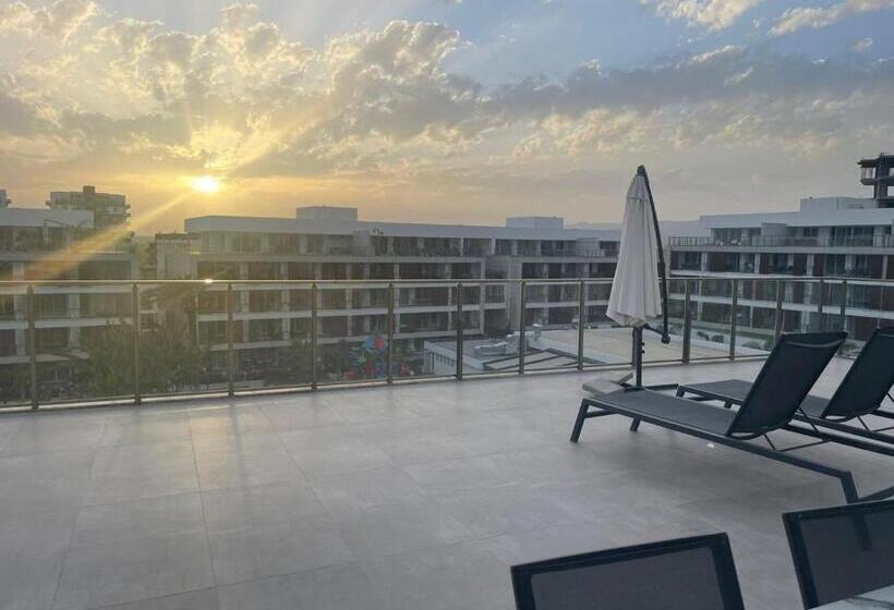 호텔 Courtyard Long Beach Holiday Resort