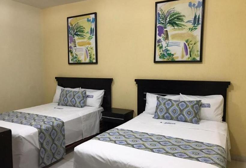 호텔 Dorado A Una Calle De Playa Regatas Y El Malecon