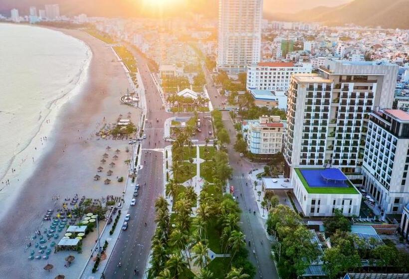 Fleur De Lys Hotel Quy Nhon