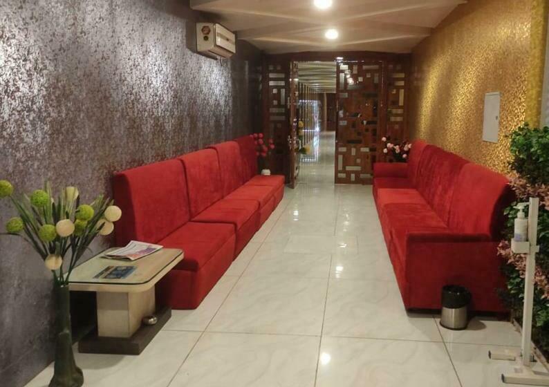 Отель Gokul Raj By Wb S