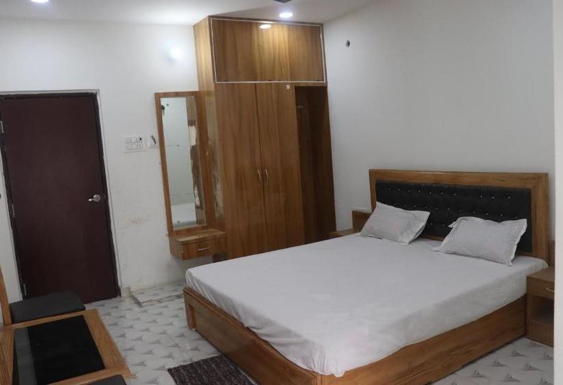 בית מלון כפרי Hari Om By Wb Economy, Nalanda ,bihar