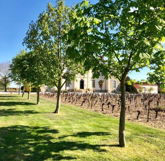 Hotel Hôtel Particulier Château Des Marais Proximité Et Vue Sur Le Lac De Grand Lieu