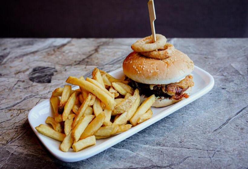 فندق Lomond Park