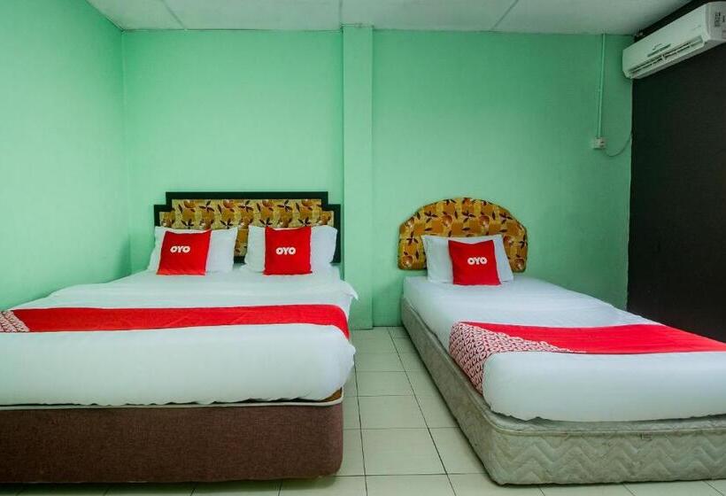 酒店 Oyo 90124 Payang Puri Baru