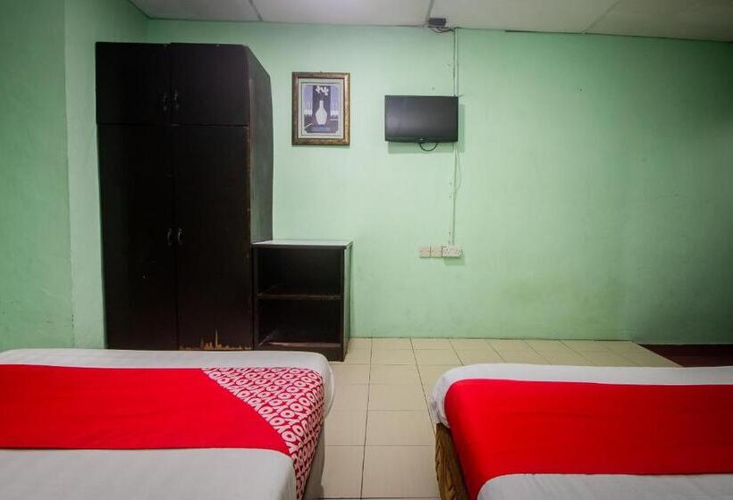هتل Oyo 90124 Payang Puri Baru