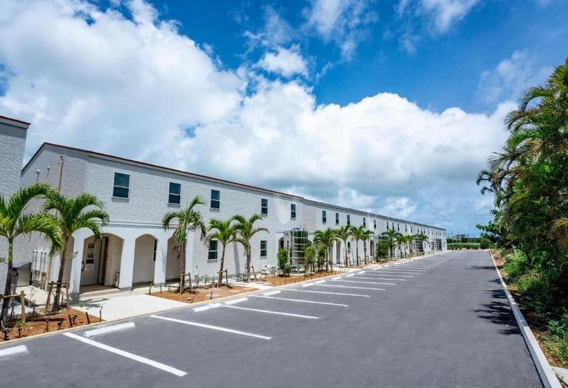 فندق Santa Barbara Miyakojima Resort