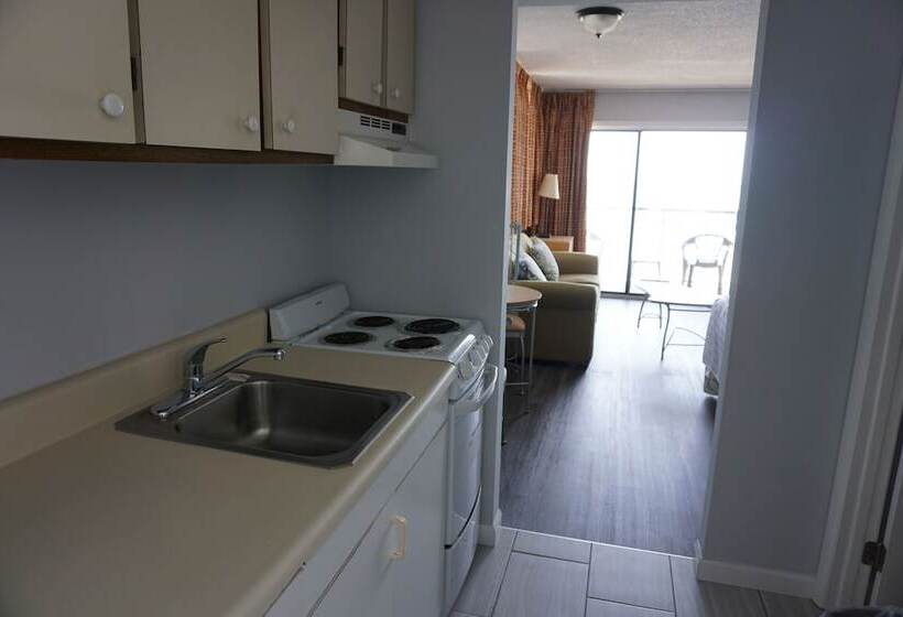 호텔 South Seas Ocean Front