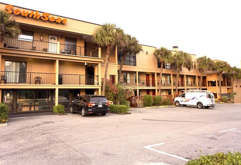 호텔 South Seas Ocean Front