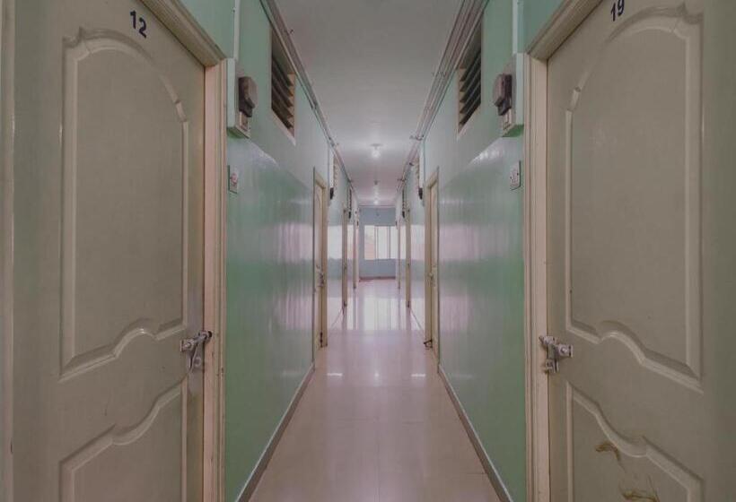 فندق O Royal Residency