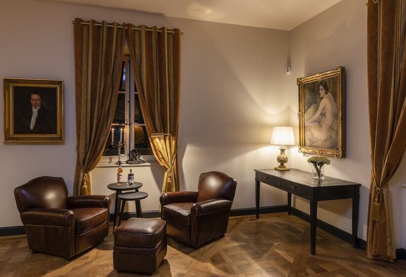 ホテル Villa Alexandre