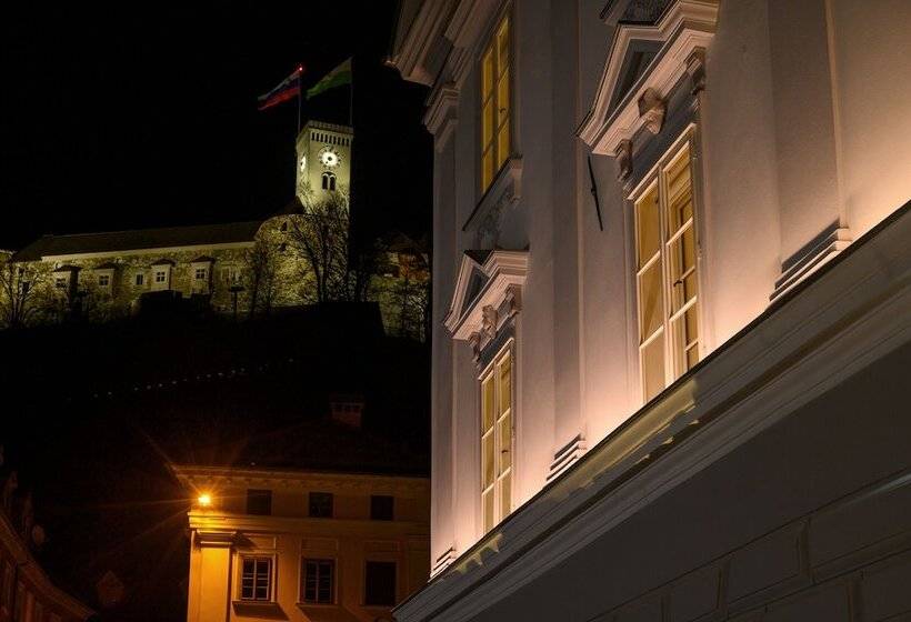 هتل Zlata Ladjica Boutique