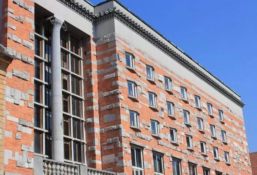 هتل Zlata Ladjica Boutique