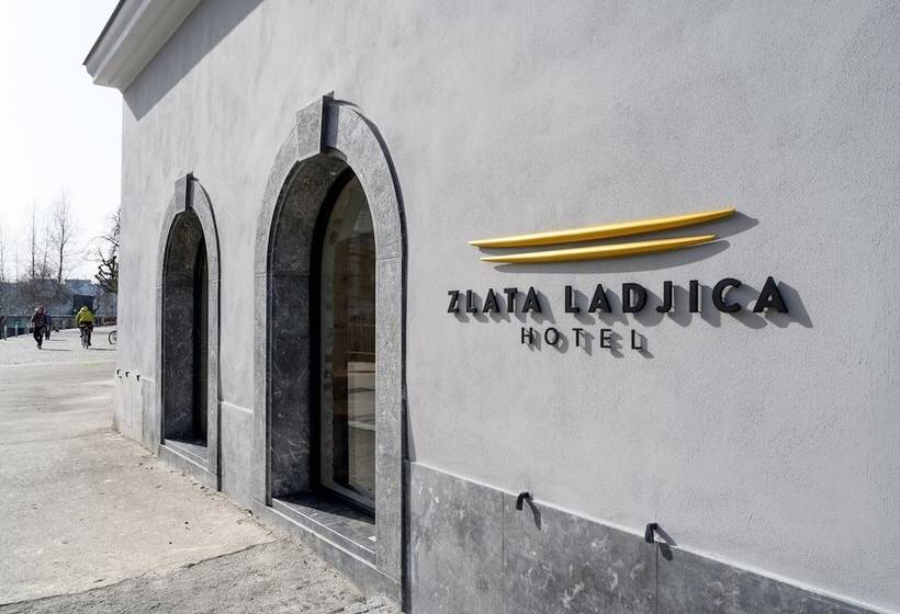 هتل Zlata Ladjica Boutique