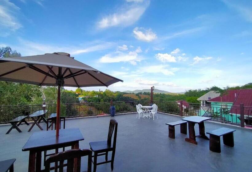 Ozone Chomdao Resort