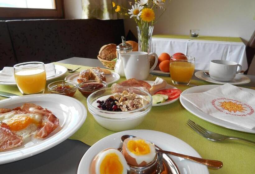 Panorama Lodges Plagött