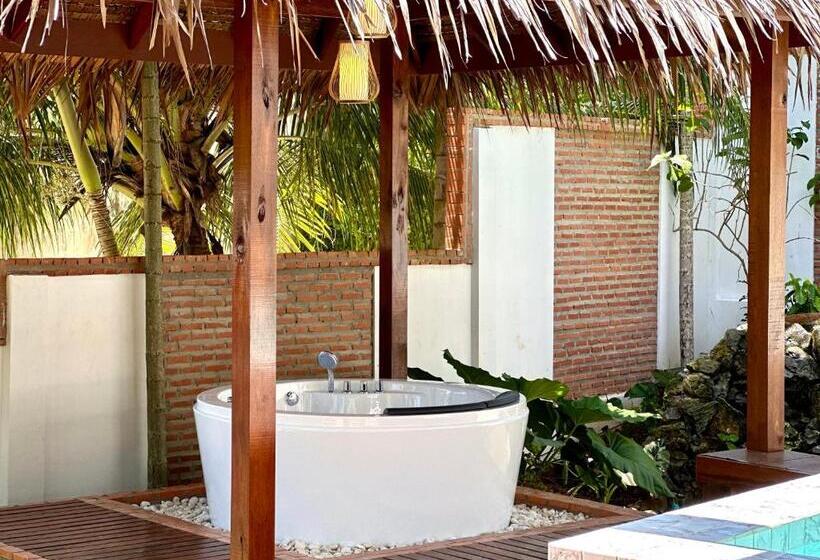 پانسیون Baan Phuvara Retreat   Romantic Jacuzzi Mountain View Villas