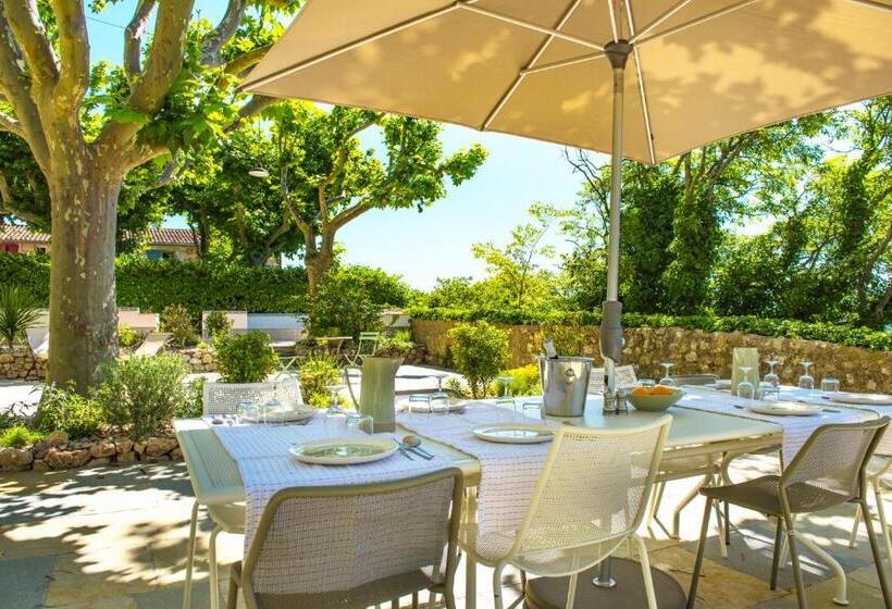 بنسيون Bastide Saint Estève