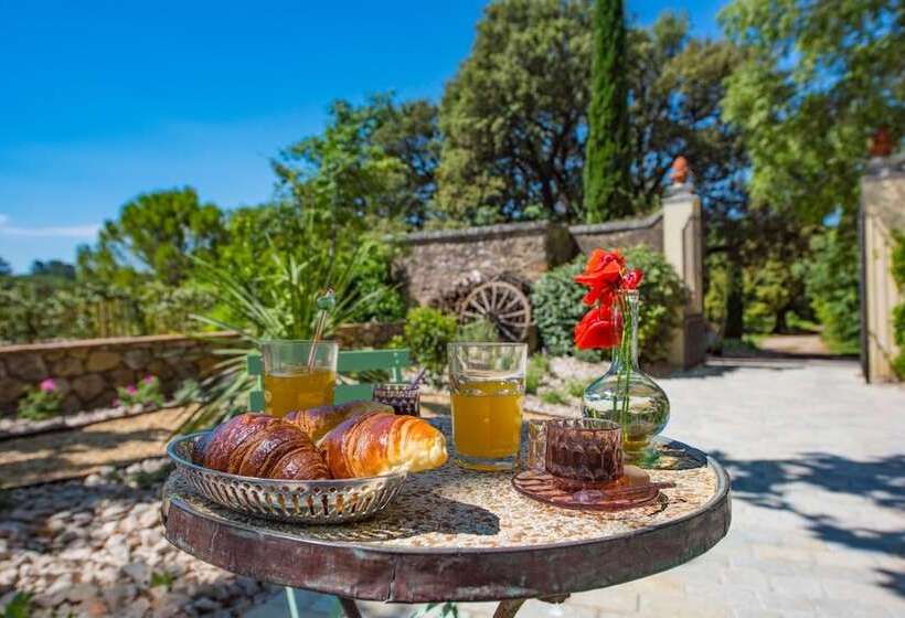 פנסיון Bastide Saint Estève