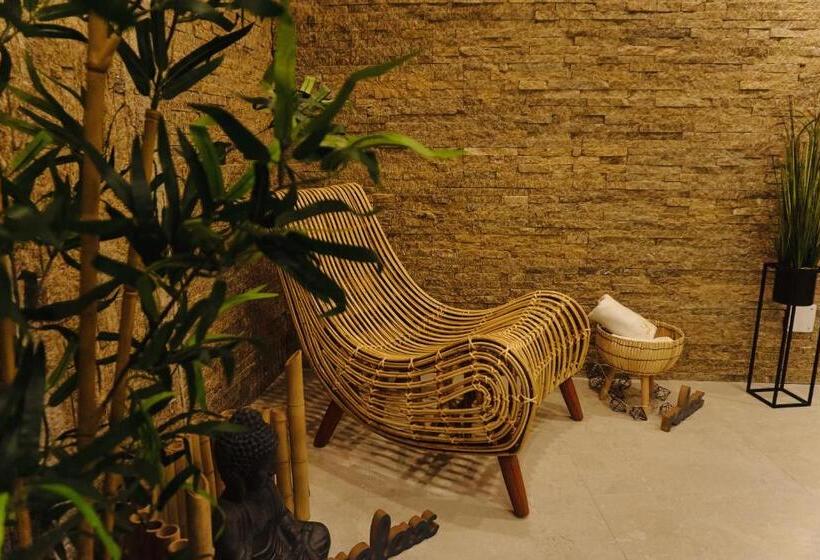 펜션 Casa Lacul Doamnei