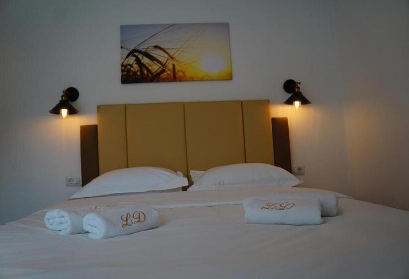 펜션 Casa Lacul Doamnei