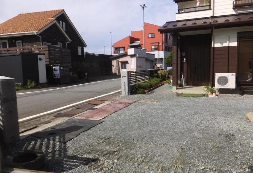 پانسیون Link House