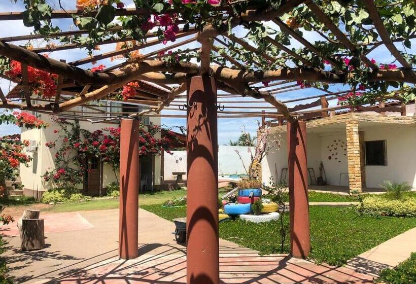 פנסיון Paraiso Dos Reis