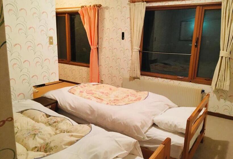 פנסיון Radish House