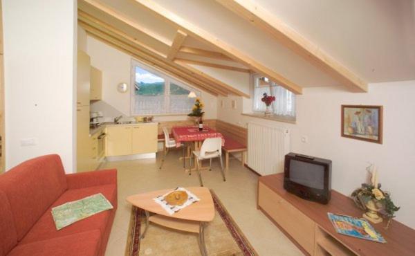 פנסיון Roter Adler