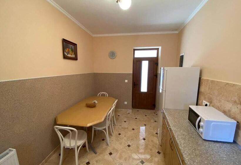 פנסיון Villa Magda