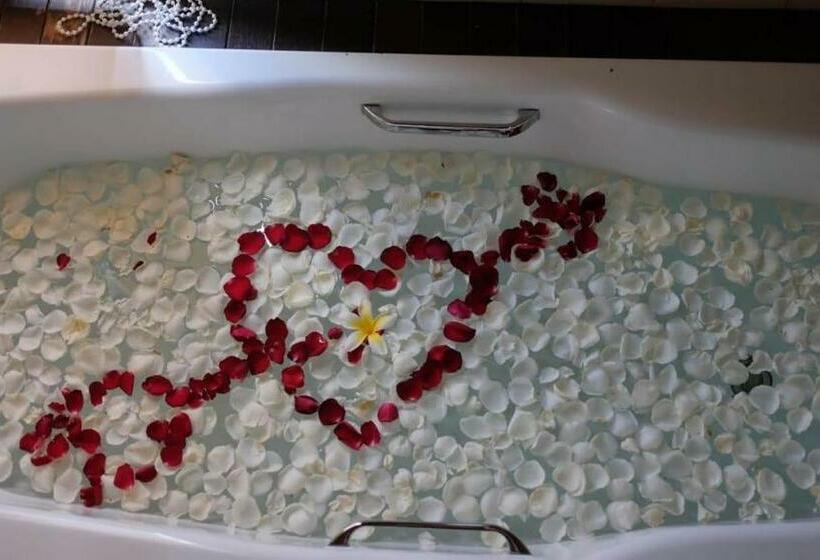 פנסיון Villa Umah Ulin