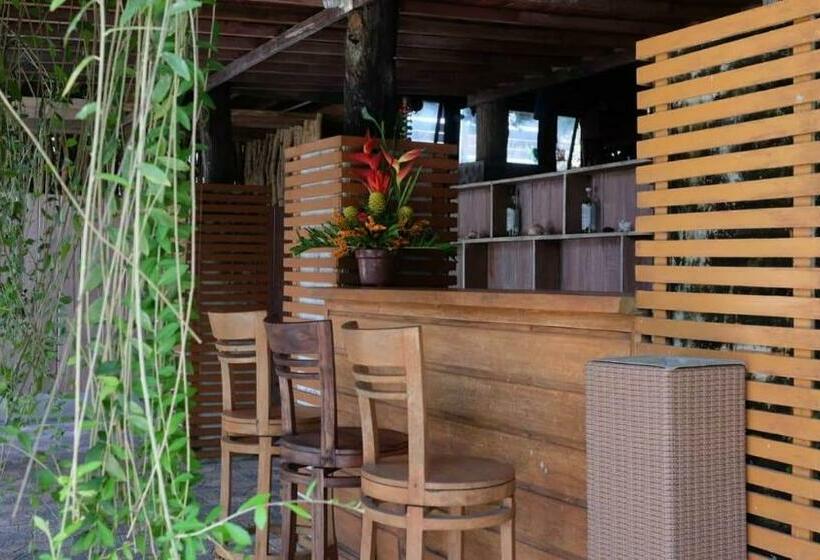 פנסיון Villa Umah Ulin