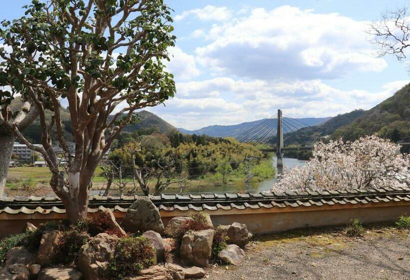 Рёкан Temple Hotel 正暦寺