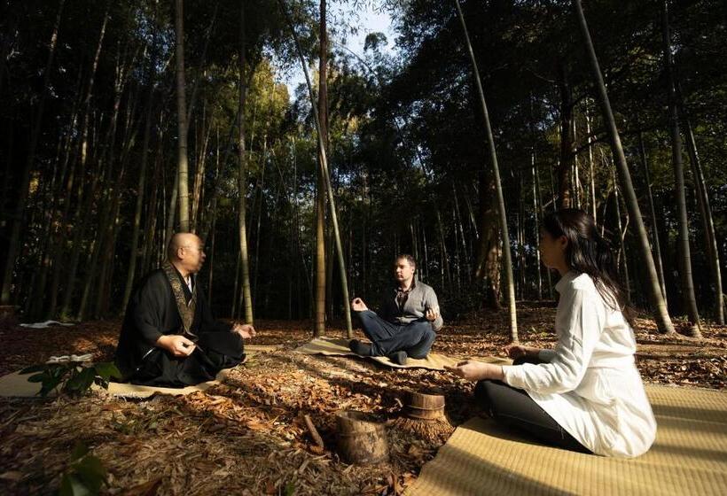 Рёкан Temple Hotel 正暦寺