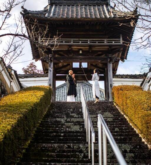 Рёкан Temple Hotel 正暦寺
