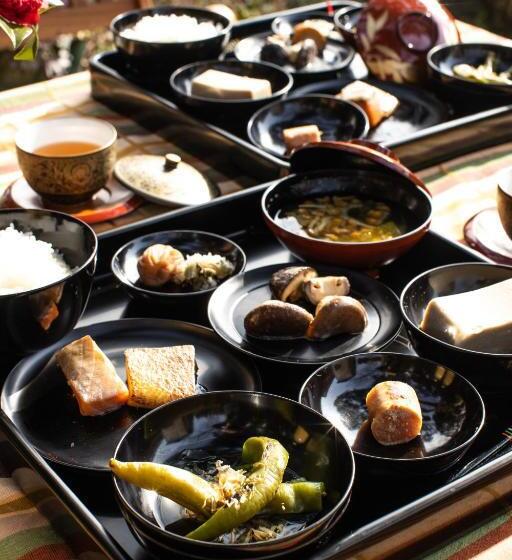 Рёкан Temple Hotel 正暦寺