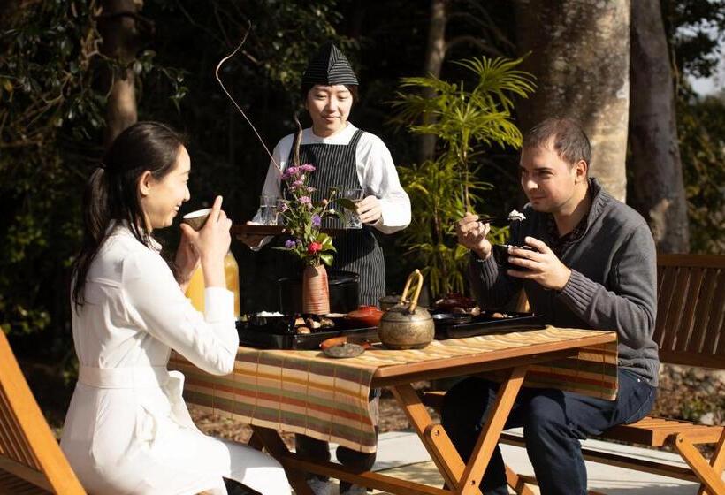 Рёкан Temple Hotel 正暦寺