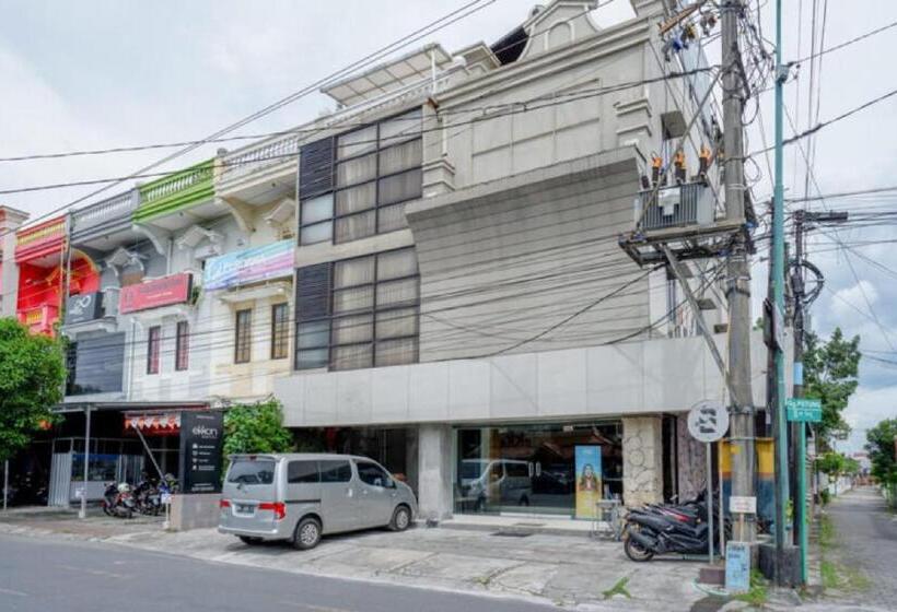 Sans Hotel Ekkon Yogyakarta By Reddoorz