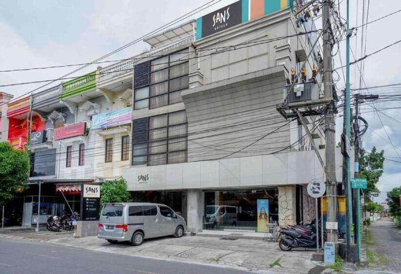 Sans Hotel Ekkon Yogyakarta By Reddoorz