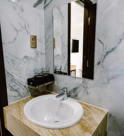 Sunrise Hotel Hà Tiên