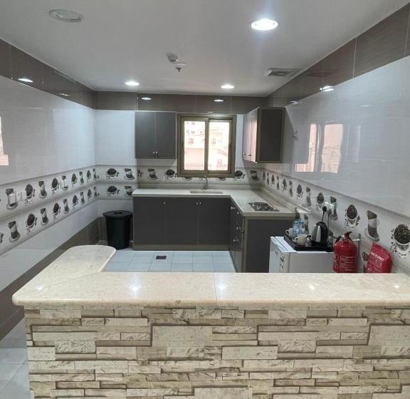 الاتحاد الذهبية للشقق المخدومة 1