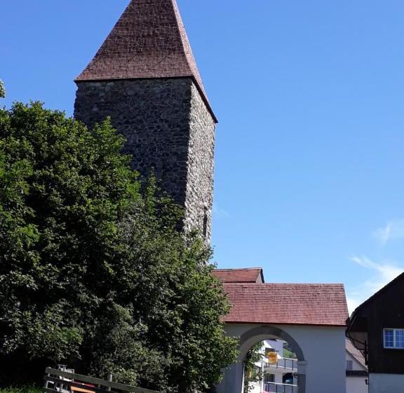 호스텔 Gästezimmer Im Dorfzentrum